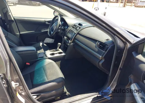 2014 Toyota Camry Se Sport z USA, uszkodzony, nr VIN 4T1BF1FK4EU460912